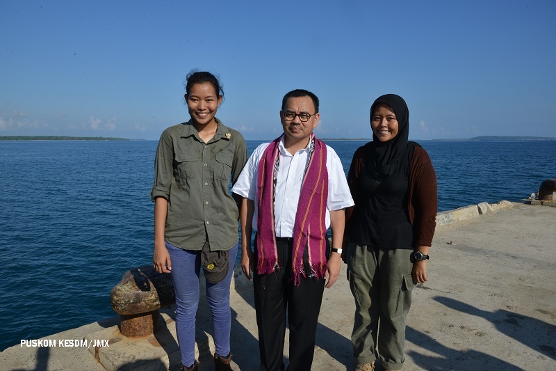 Bertemu Siska dan Nana, di Selaru